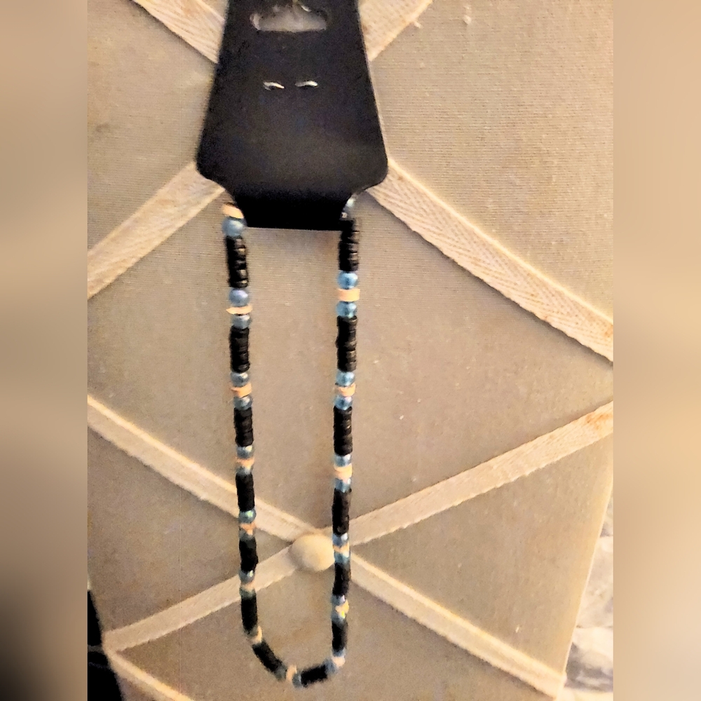 Women's Vtg Chic Black and Blue Beaded Choker Necklace